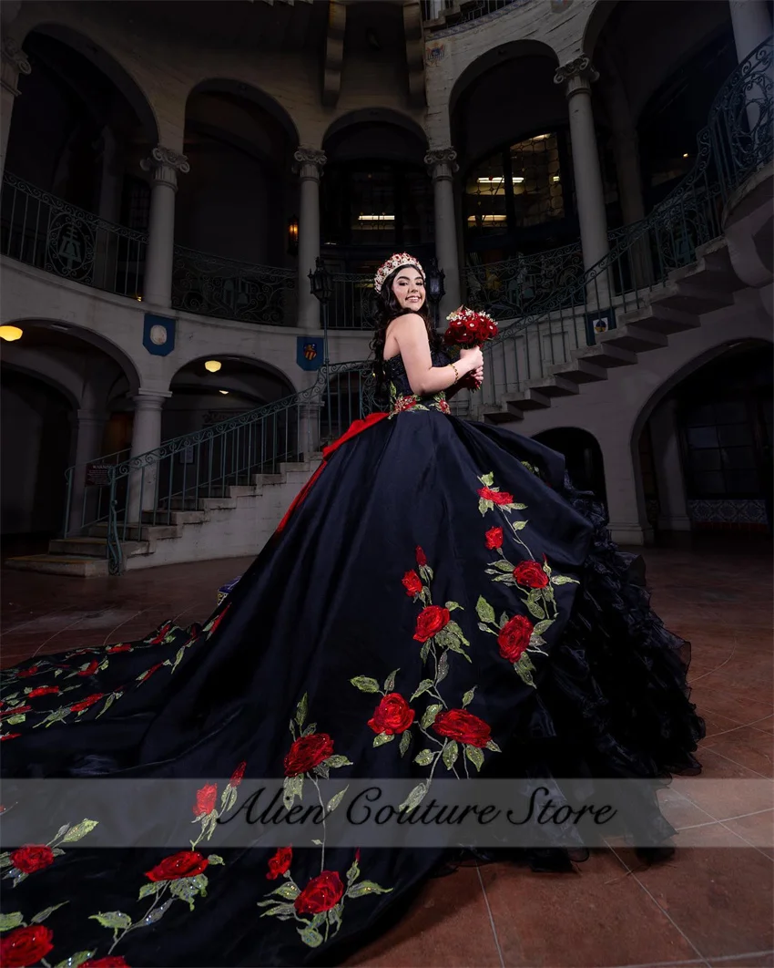 Exquisite Mexican Black Qinceanera Dress Satin Embroidery Ruffles Tiered Crystals Princess Vestidos Ball Gown Customized 