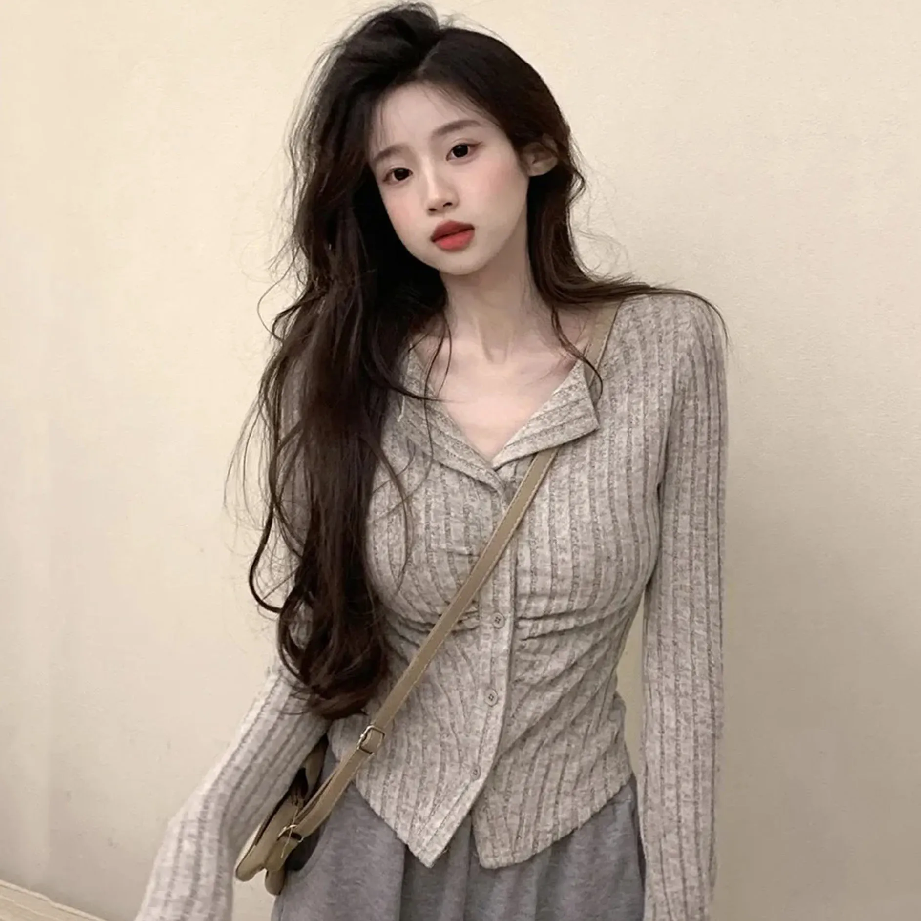 Long Sleeve Knit Cardigan Girl Chic Slimming Base Sweater Coats Female Korean Fashion Vintage Sweater Autumn Winter Design Sense