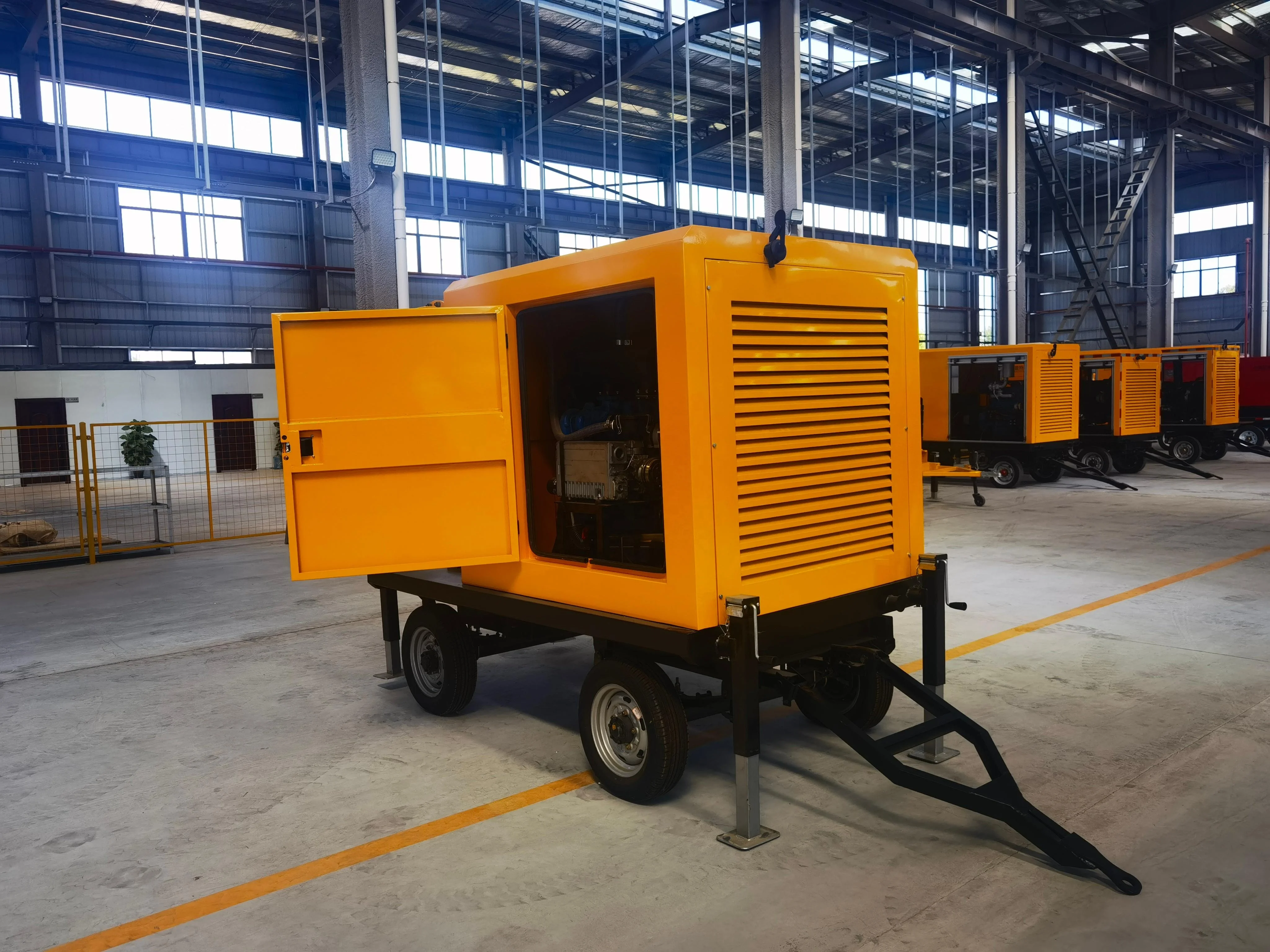 High-Pressure Self-Priming Vacuum Pump Trailer Stainless Steel Iron Construction for Booster Sewage Marine Food Applications