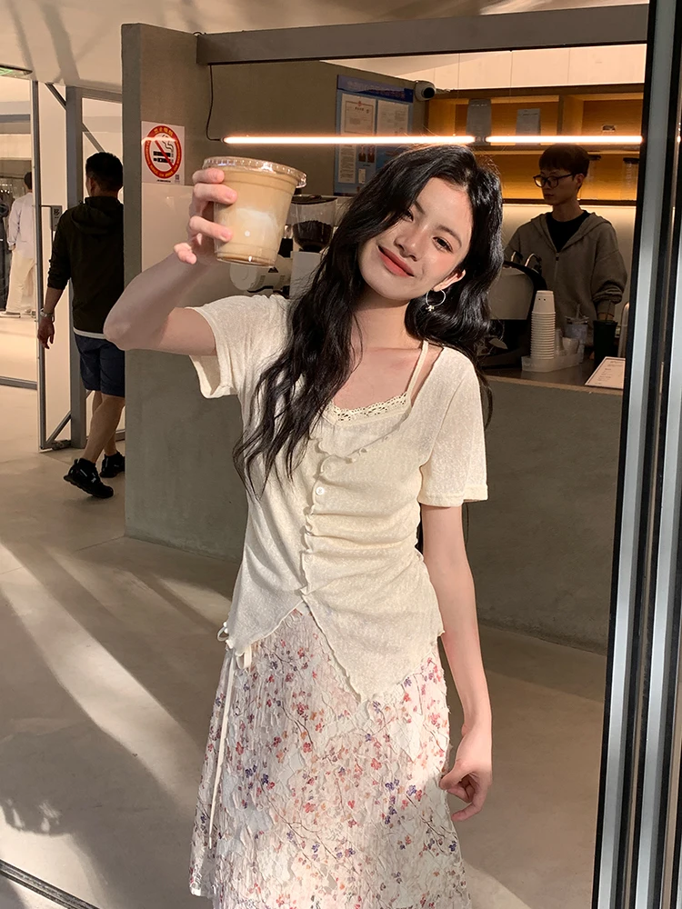 

Легкий летний женский топ-майка с асимметричным дизайном, милый крой, V-образный вырез, стандартная длина