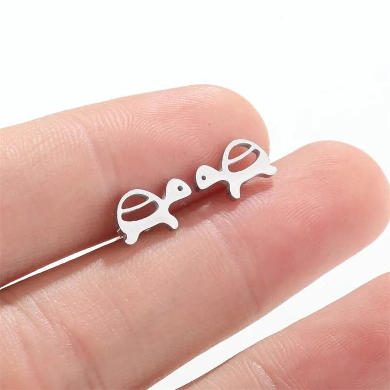 Tiny Stainless Steel Turtles Earrings Women Cute Animal Jewelry Minimalist Tortoise Shape Ear Studs Piercing Pendientes 2025