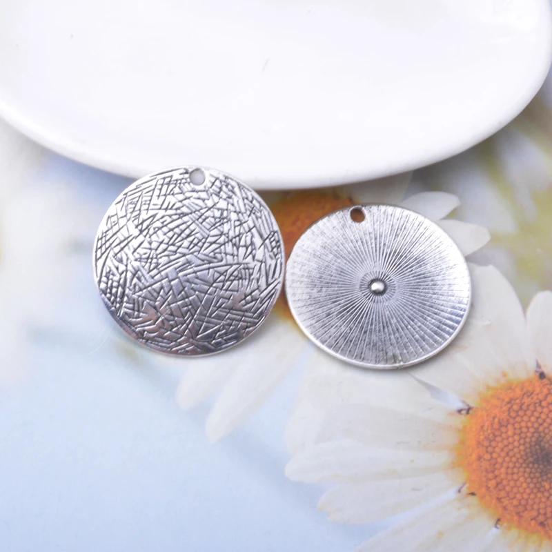 10 Stück Vintage-Stil Antik-Silberfarbene Runde Anhänger Metallanhänger DIY Herstellung von Ohrringen Damenschmuck – Detail 6