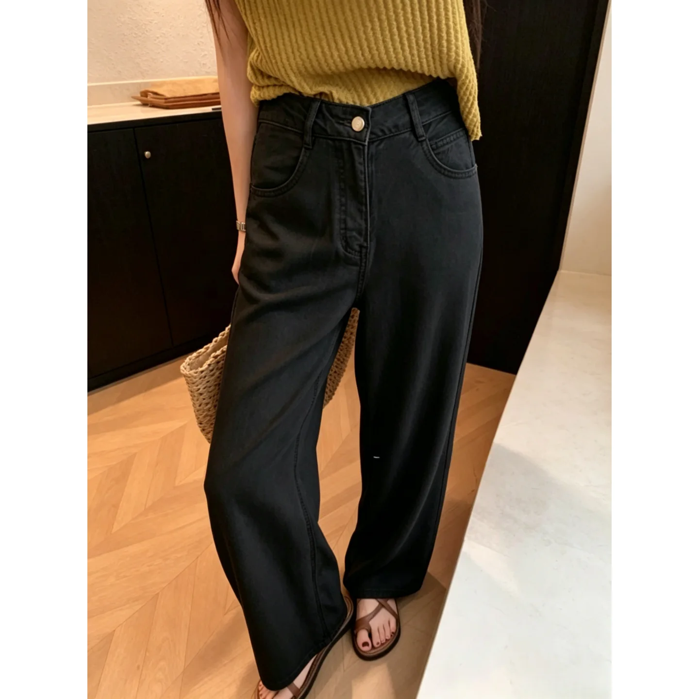 

High Waist Drapey Wide Leg Denim Pants Breathable Commute Style Ladies Fashion Summer Collection Slimming Long Trousers