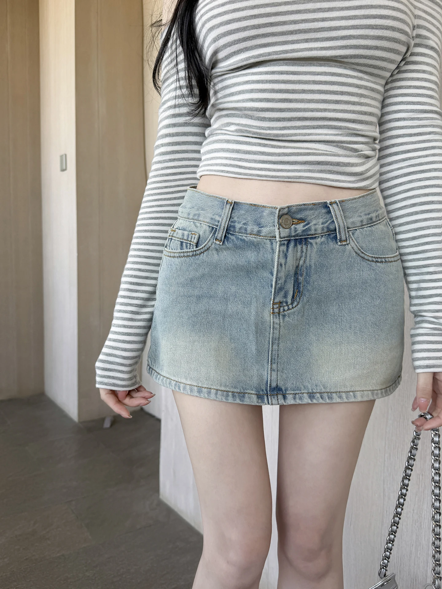 

Джинсовая юбка А-силуэта с низкой талией, 100% хлопок, весенняя, синяя, сексуальная, укороченная, для создания образа, женская модная коллекция Весна