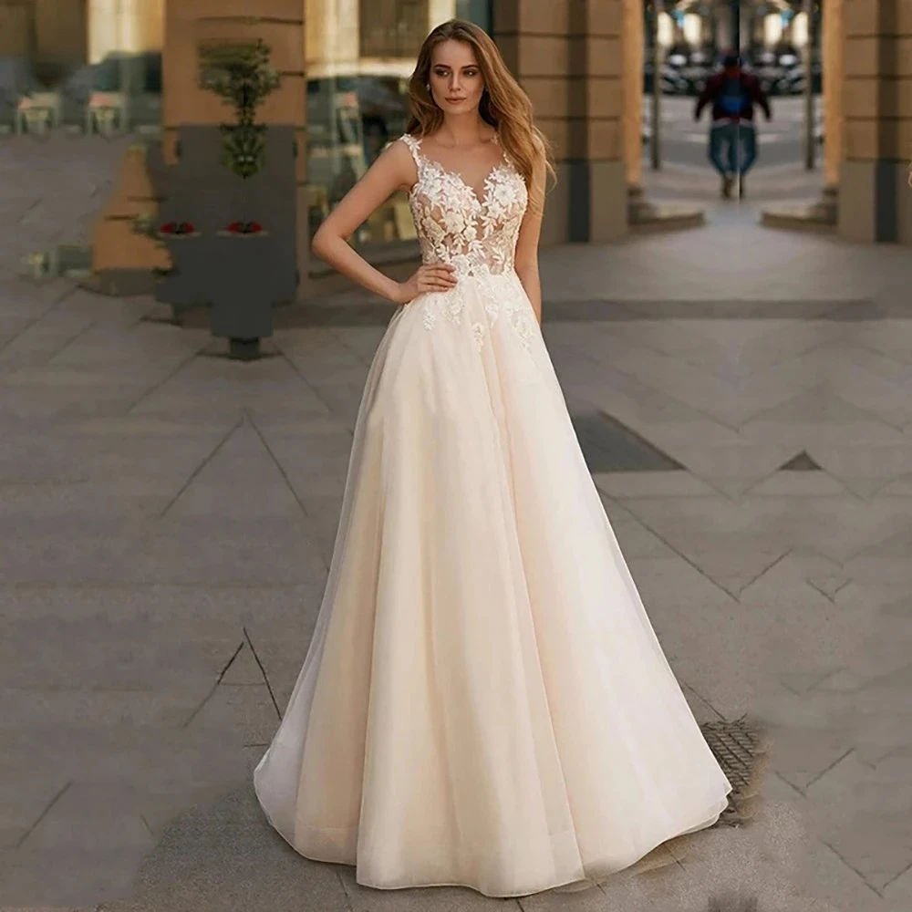 

Elegant A-Line Sweetheart Wedding Dress Lace Appliqued Sleeveless Tulle Bridal Gown Boho Illusion Button Back Vestido De Novia