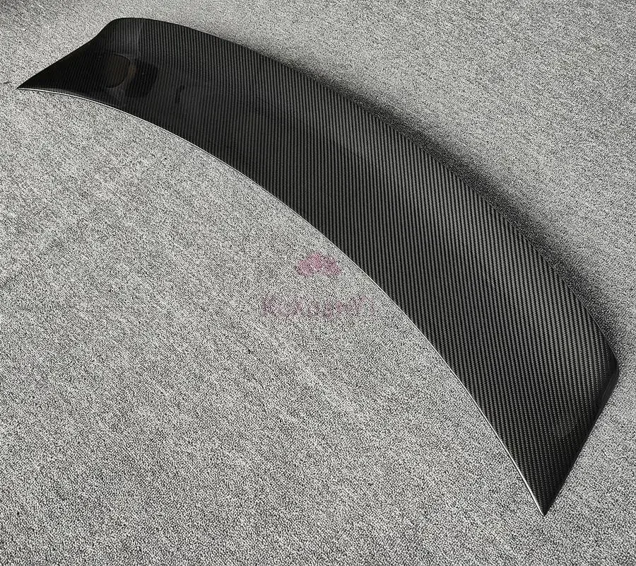 For Porsche Taycan retrofitting and upgrading M style rear wing dry carbon fiber rear spoiler duck wing trim kit