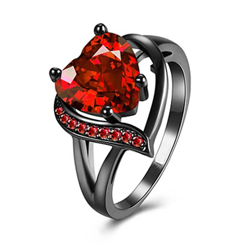 

Charm Black Color Inlaid with Heart Red Stone Rings Hollow Fashion Party Engagement Wedding Rings for Women Jewelry