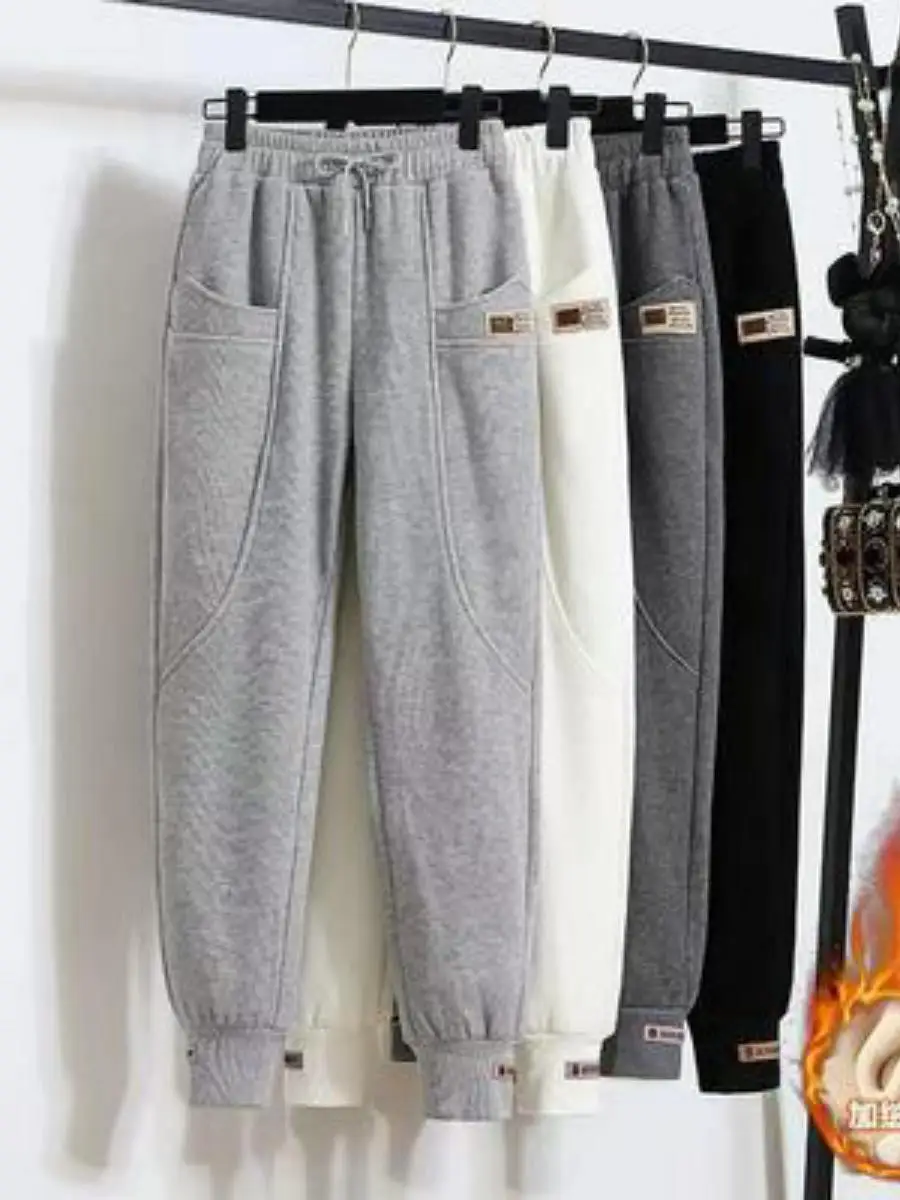 

Женские спортивные брюки свободного кроя с флисовой подкладкой, новинка 2023 года, осенне-зимние, модные повседневные брюки-харлан, универсальные, трендовые, с манжетами