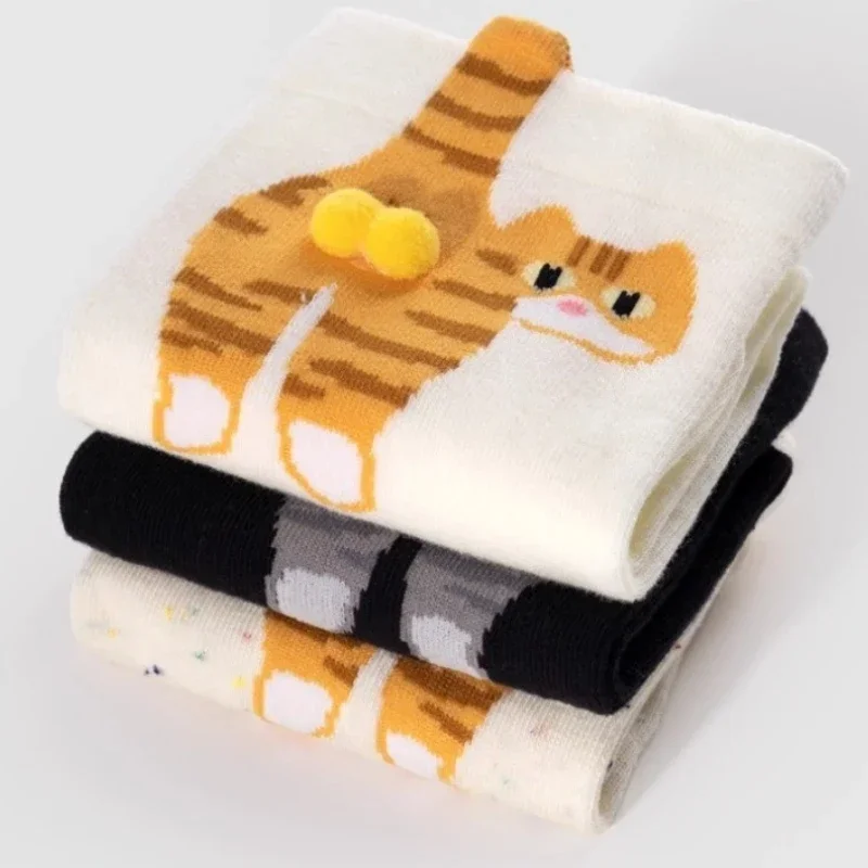 Śliczne skarpetki bawełniane z motywem kreskówkowych kotów, kawaii lolita, dziergane skarpetki damskie i dziewczęce, średniej długości, skarpetki do spania, skarpetki podłogowe z nadrukiem kota.