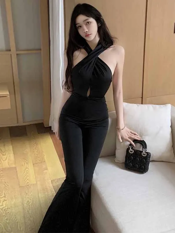 

2024 Autumn Hanging Neck Black Backless Hooded Sleeveless Jumpsuit Pants Women Cinching Waist Slim Micro Flared Pants KUGT