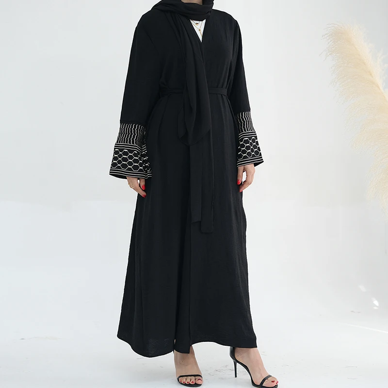 2024 Embroidery Muslim Modest Cardigan for Women Elegant Arab Dubai Abaya Dress Luxury Long Sleeve Coat With Belt Islam Clothing