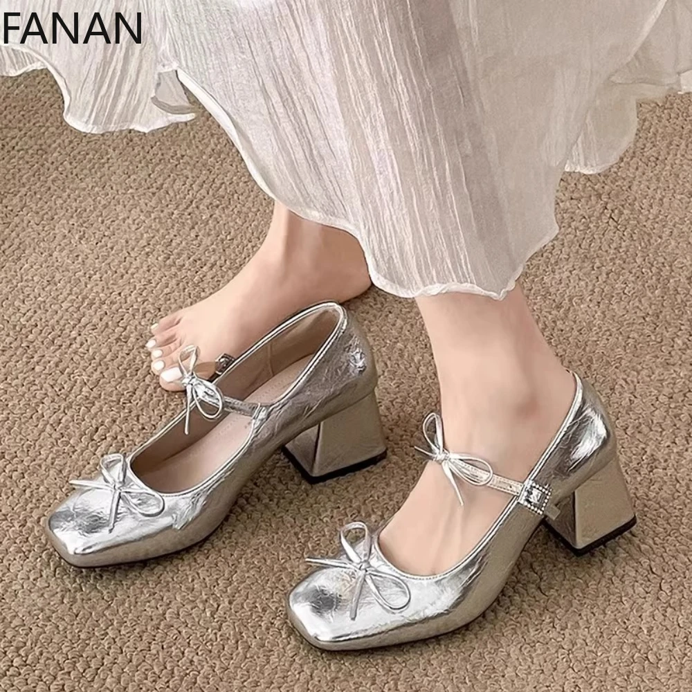 

Французские серебряные туфли Мэри Джейн, женские летние туфли на высоком каблуке 2025, маленькие кожаные туфли на платформе, повседневная обувь на плоской подошве