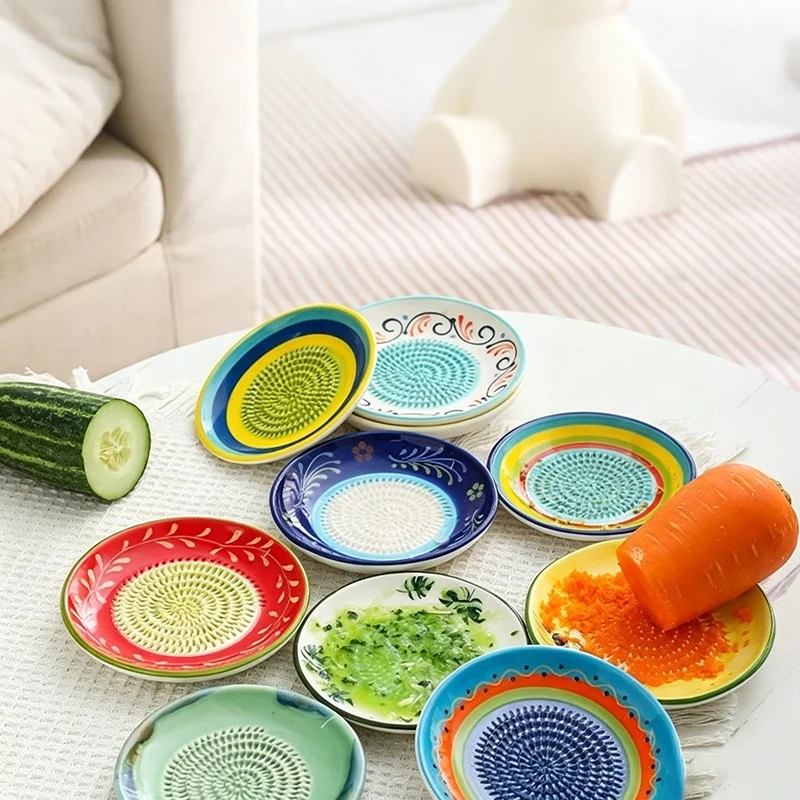 Bohemian Style Ceramic Garlic Mincer Grater, Non-Slip Grinding Plate for Ginger, Turmeric & Spices, Portable Kitchen Prep Tool