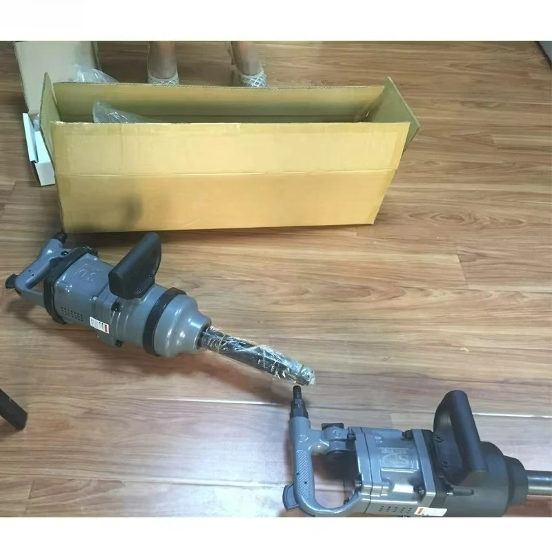 Strumento pneumatico per avvitatore ad aria per impieghi gravosi