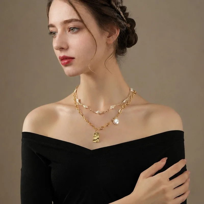 Abstract Face Baroque Pearl Layered Necklace Gold Paperclip Chain Irregular Pearl Artistic Portrait Pendant Jewelry Gift