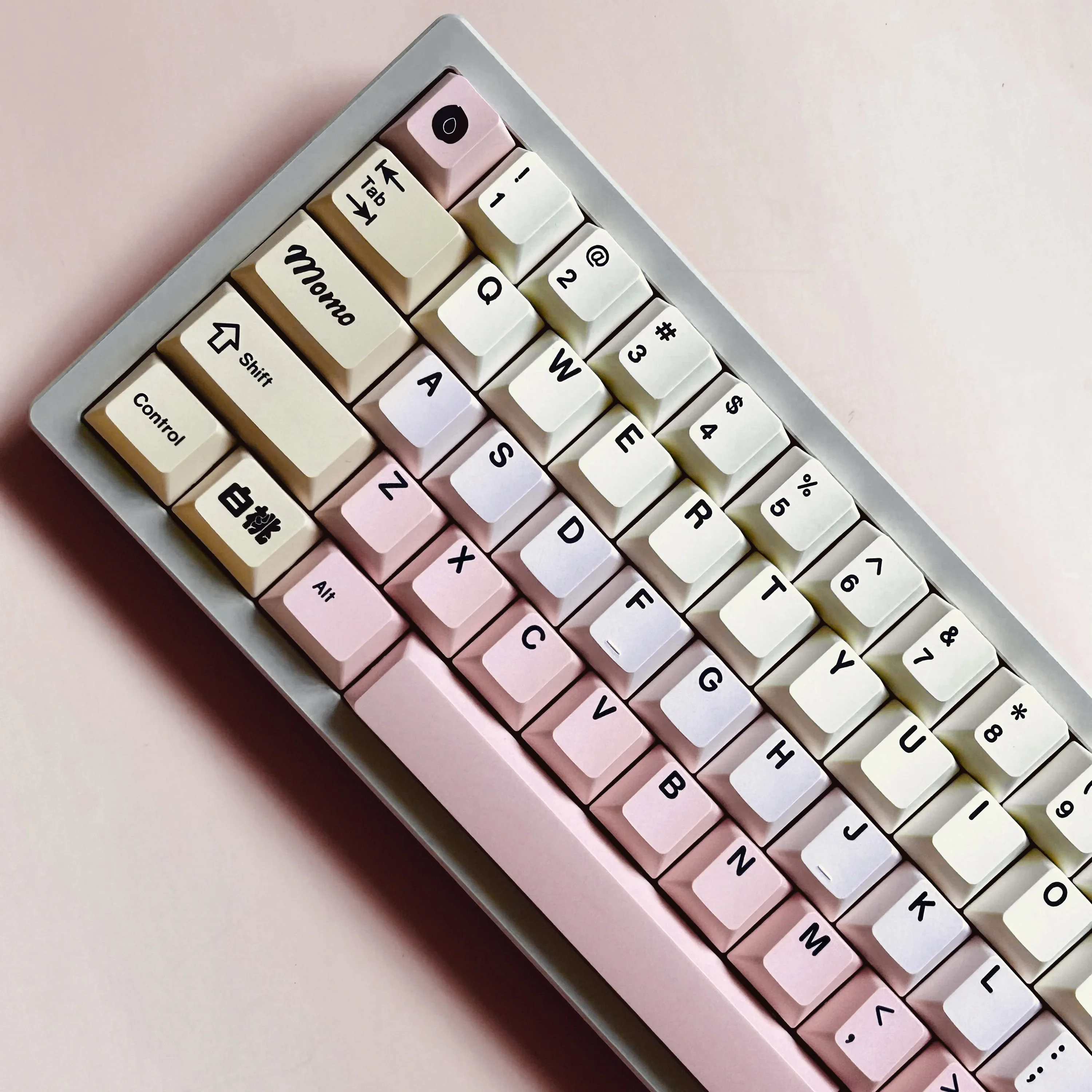 

White peach oolong theme keycaps, customized, mechanical keyboard pbt hot sublimation, original height, split space