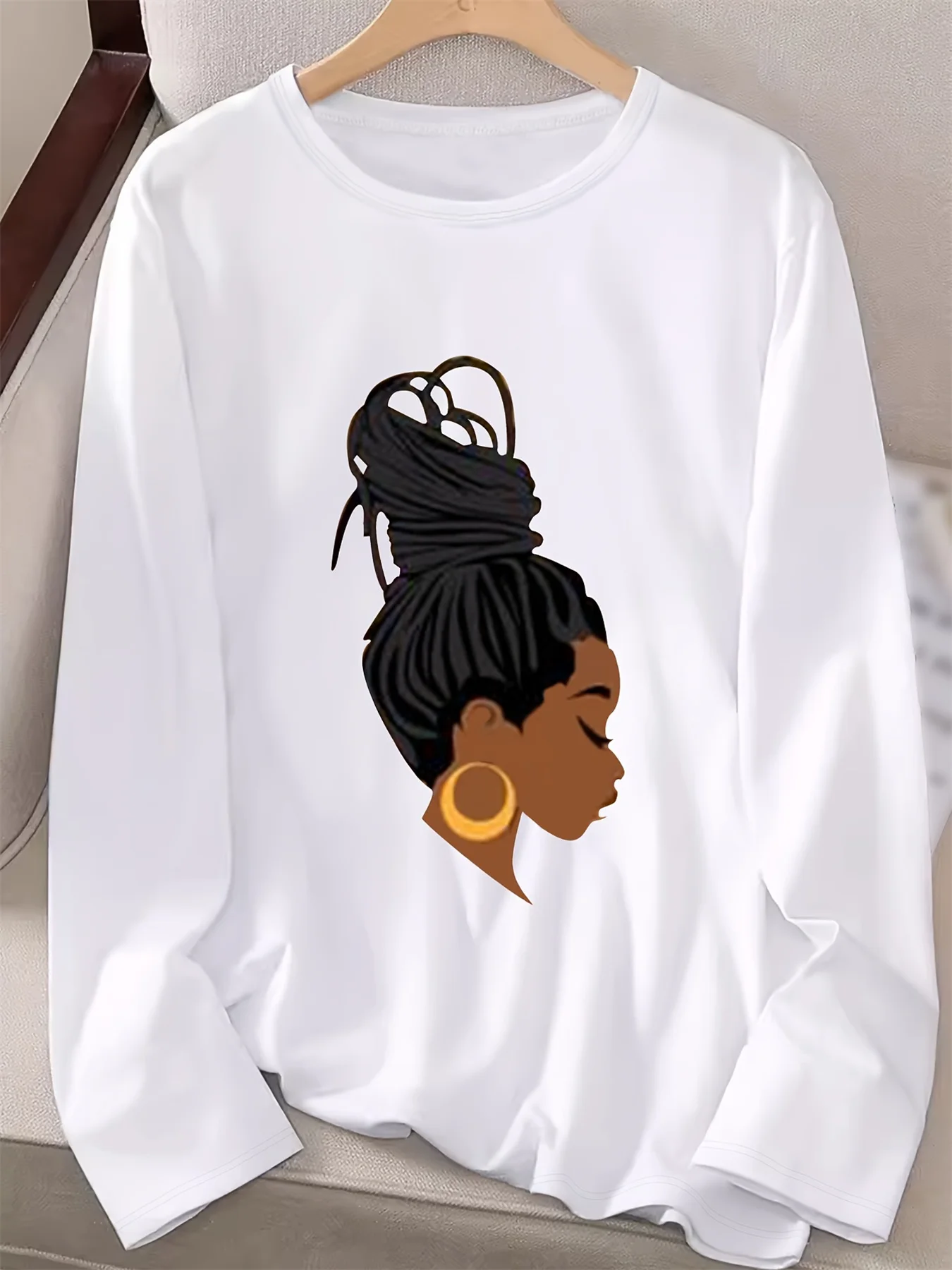 تي شيرت نسائي للربيع والخريف 100% قطن كاجوال فضفاض بنمط صورة مطبوع برقبة دائرية وأكمام طويلة