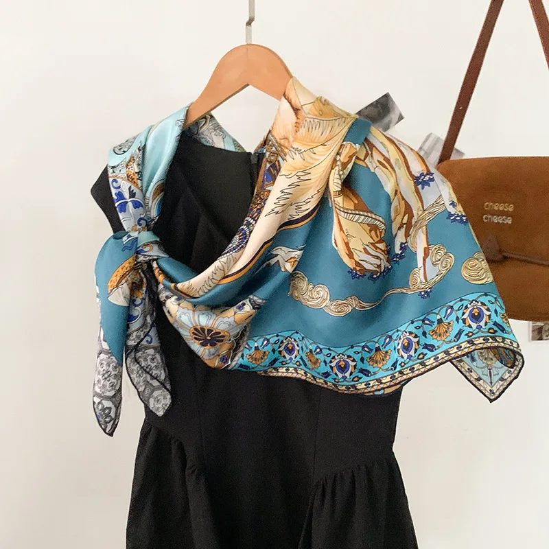 100% Mulberry Silk Scarf for Women, Autumn/Winter Versatile 110cm Large Square Scarf, Silky Shawl Wrap