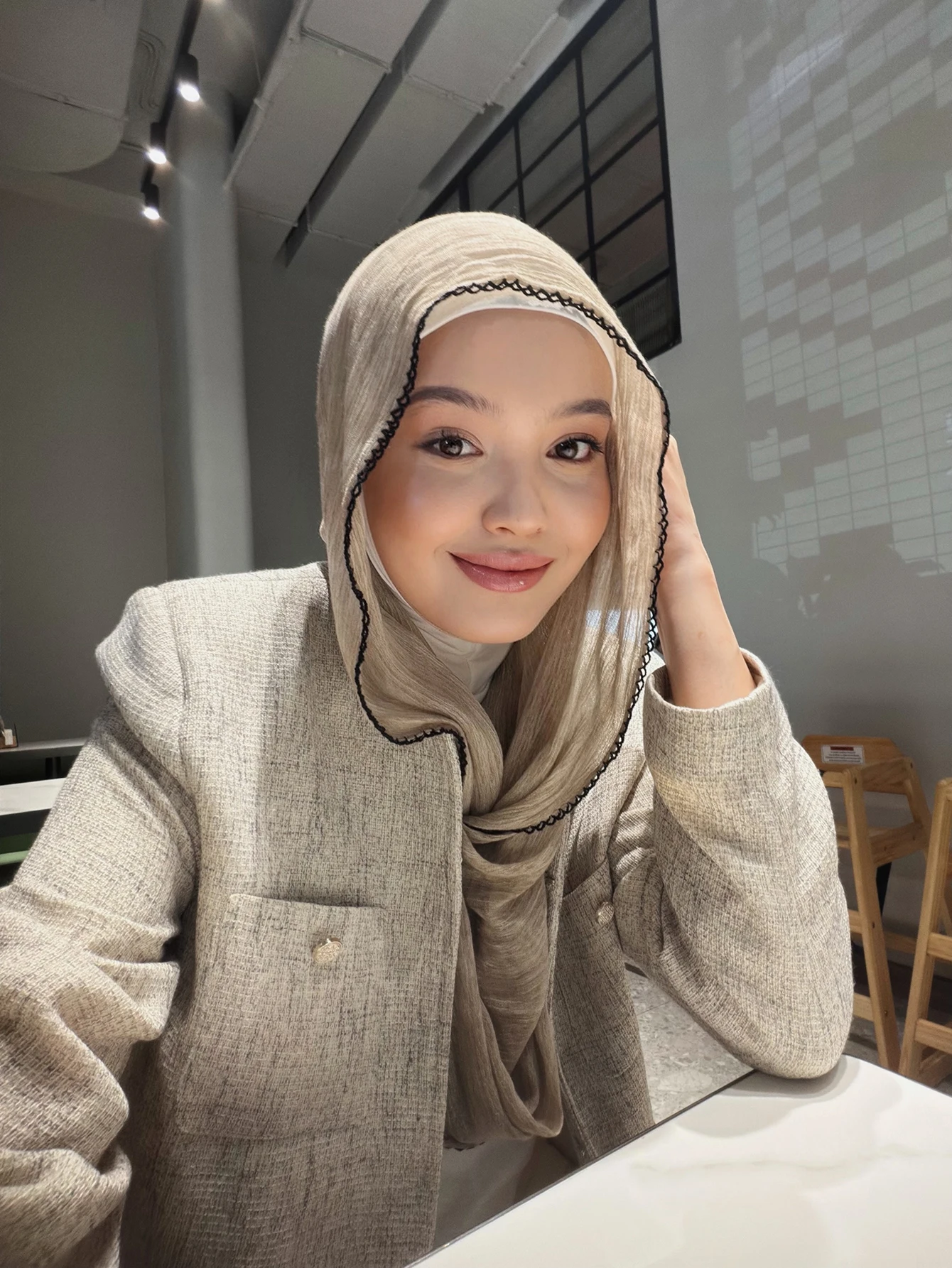 Vintage Crinkle Fabric Lace Border Hijab Soft Breathable Islamic Ladies Head Cover Shawl Muslim Women Headscarf