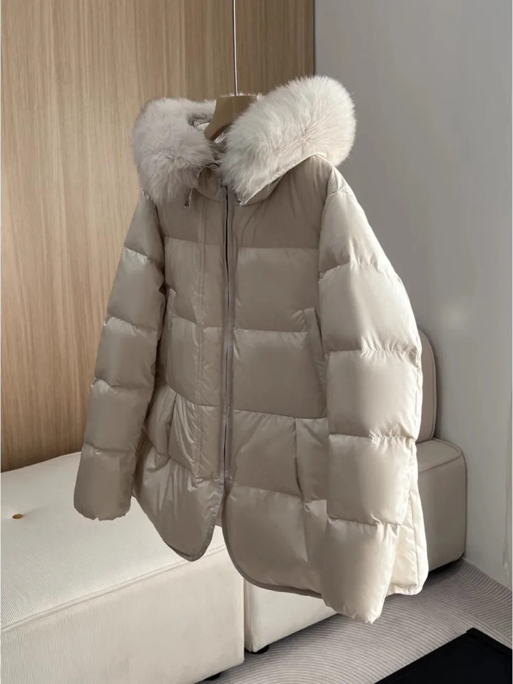 Real Fur Fox Fur Collar A-line Cape Puffer Coat 2024 New Winter Women Slim Hooded Short Warm White Duck Down Cropped Jacket