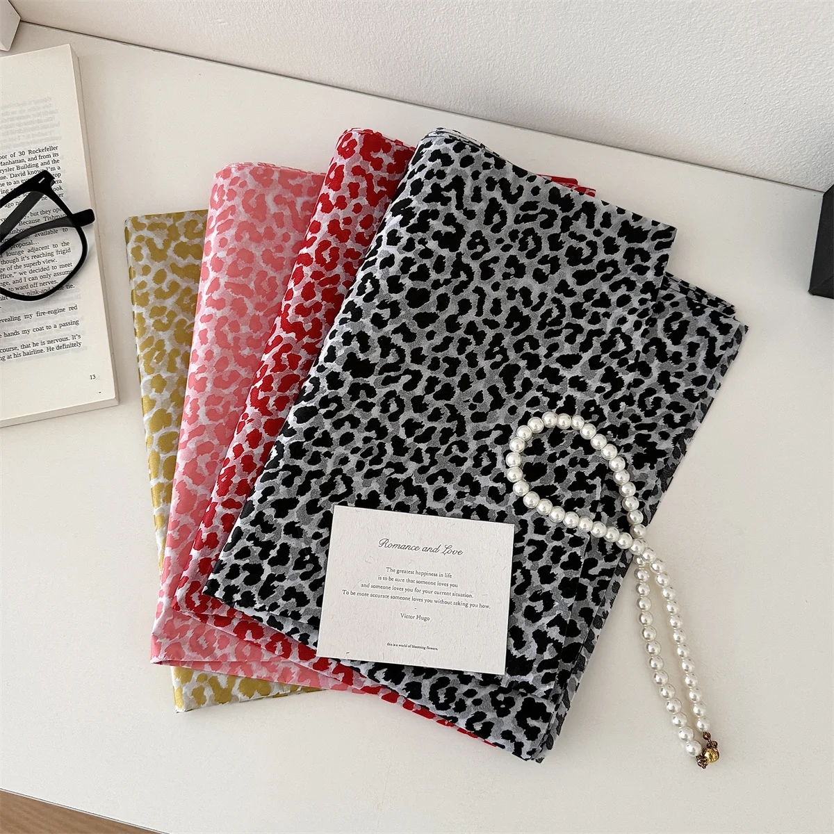 Leopard Print Gift Wrapping Paper, 10 Sheets