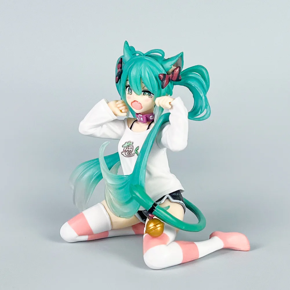 11CM Anime Hatsune Miku X Cinnamoroll Figuur Anime Perifere Collectible Modellen Decoratieve Decoraties Kinderen Kawaii Gift