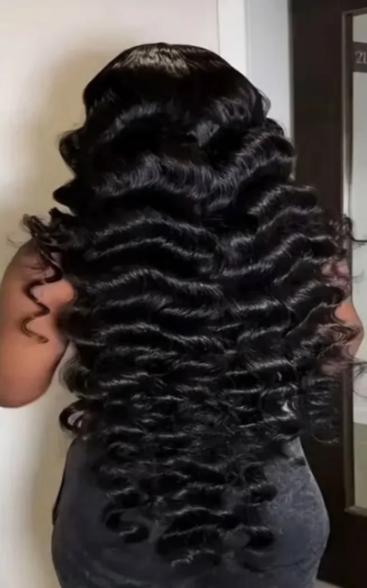 30 بوصة الشعر البشري 13x4 360 HD الدانتيل الباروكة الأمامية البرازيلي فضفاض عميق شعر بشري مجعد كامل الدانتيل شعر مستعار أمامي قطعها للنساء