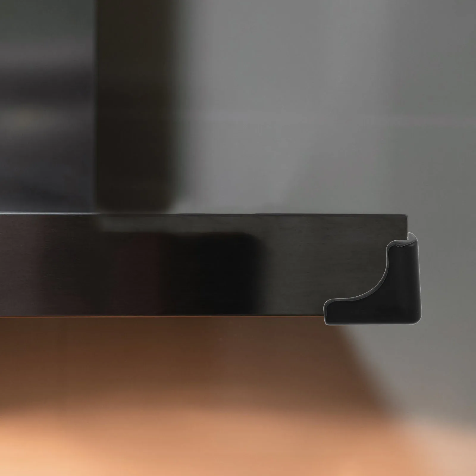 

4pcs Corner Protectorssilicone For niture Table Cabinet Range Hood Wall Desk Sharp Edge Cover Corner Bumpers