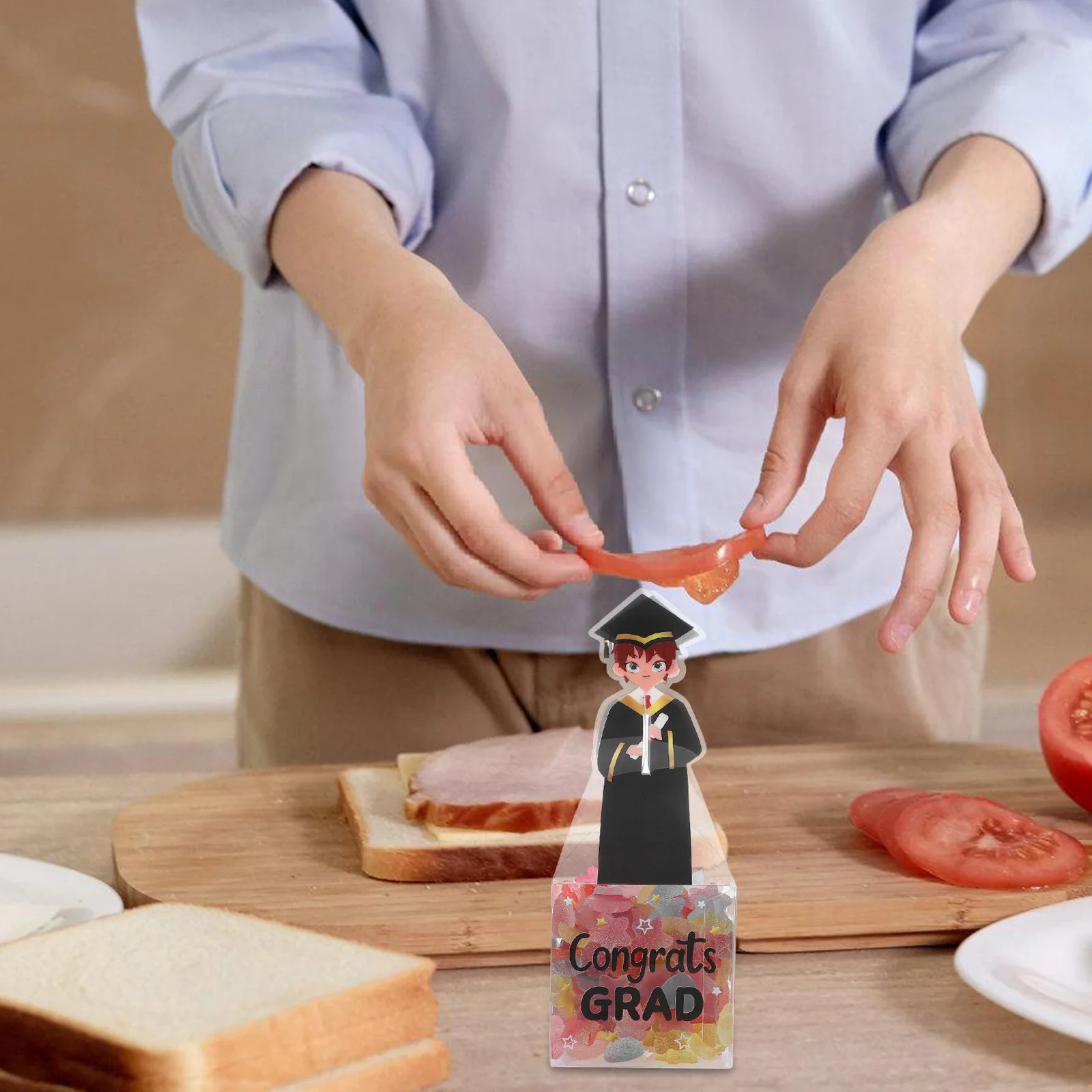 

20Pcs Graduation Party Boxes Fillable Clear Favor Containers for Grad Treats Table Decorations Candy Packaging Graduation Season