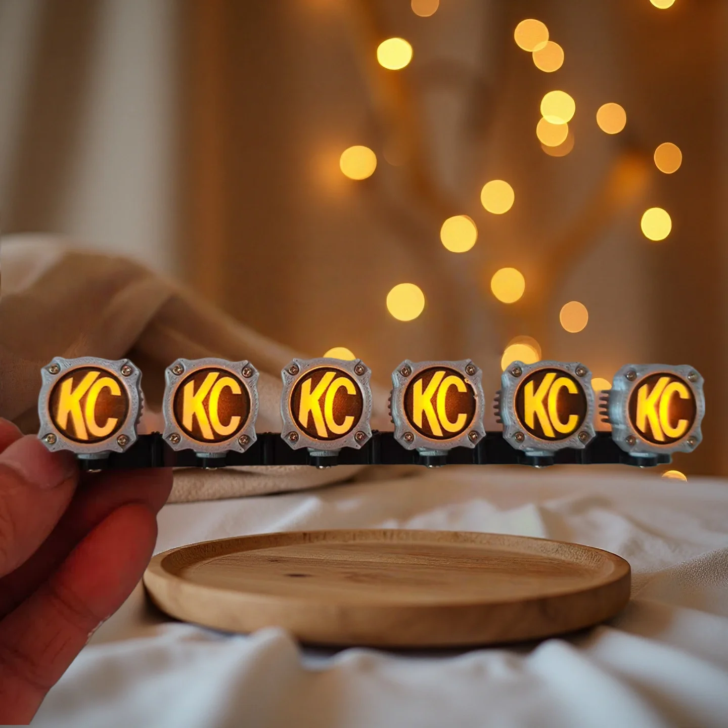 

Simulated Roof LED Spotlight KC Top Light for 1/10 RC Crawler Car TRX4 Defender Bronco AXIAL SCX10 90046 RC4WD D90 Jeep TRX6 G63