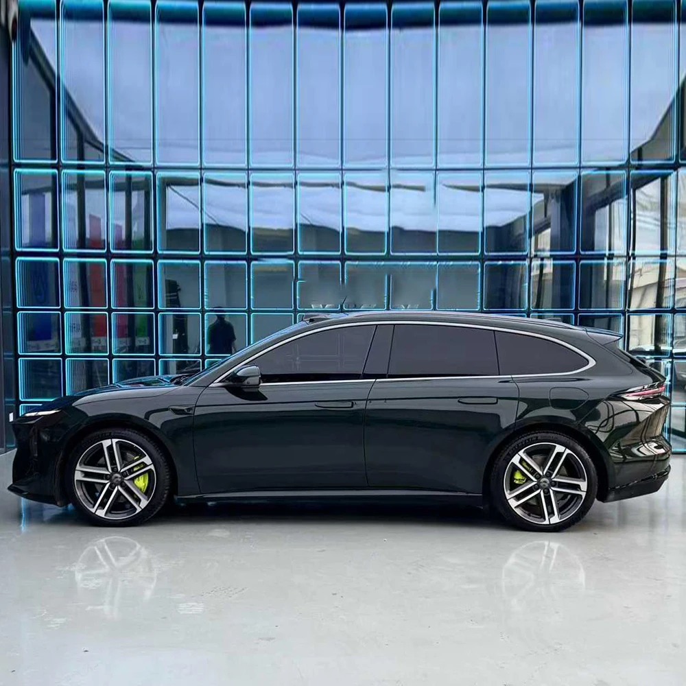 Gloss Green PET Automotive Vinyl Wrap High Stretch Long Lasting Color Change Film for Vehicle Automotive
