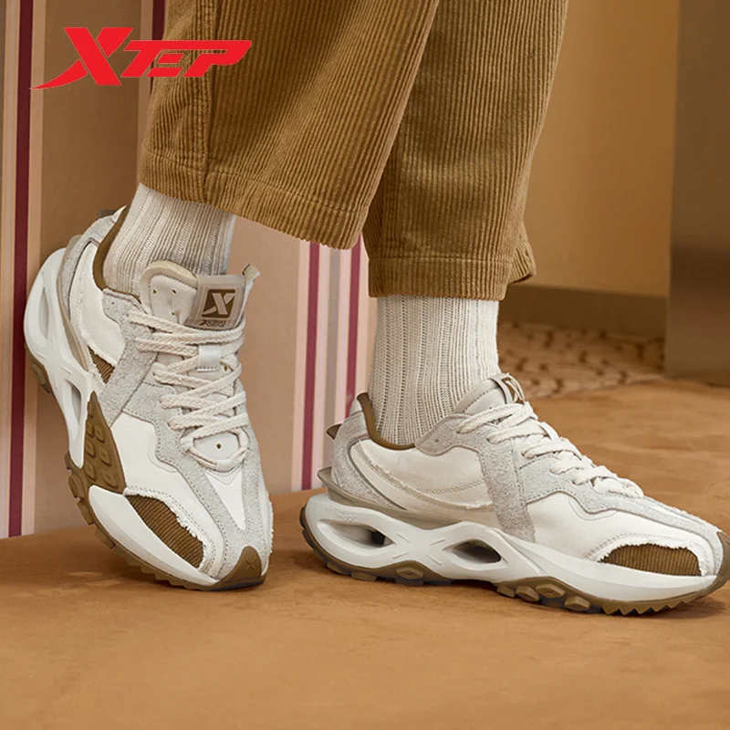 Xtep Walking Shoes Men Light Breathable Fashion Vintage Causal Shoes Versatile Soft Wear-Resistant Male Sneakers 977319320040