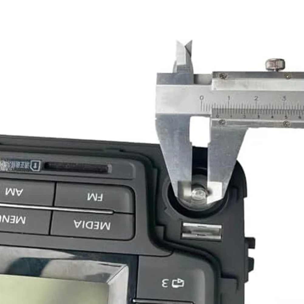 

Прецизионная замена ручки поворота для моделей Golf 6, и моделей Skoda. Обновите свои автомобильные настройки аудиосистемы.