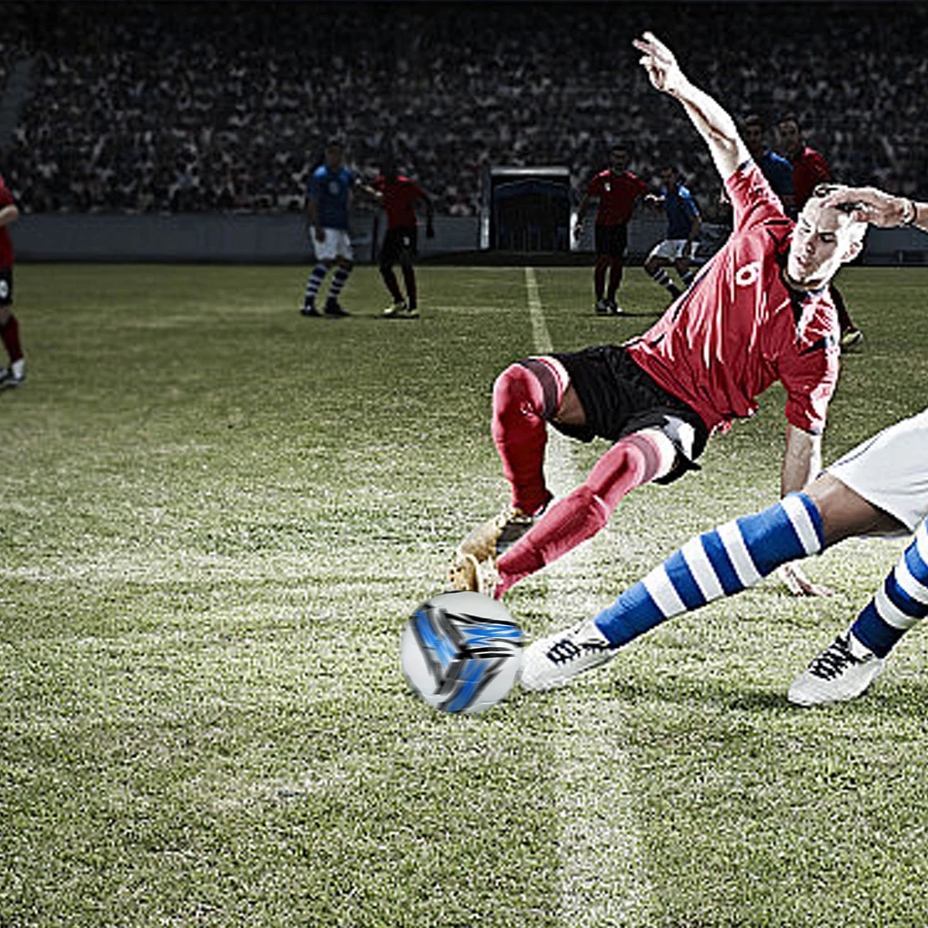 ลูกฟุตบอลที่ทนทานต่อการสึกหรอยืดหยุ่นสูงกันน้ํา PU การฝึกอบรมลูกฟุตบอลลูกฟุตบอล