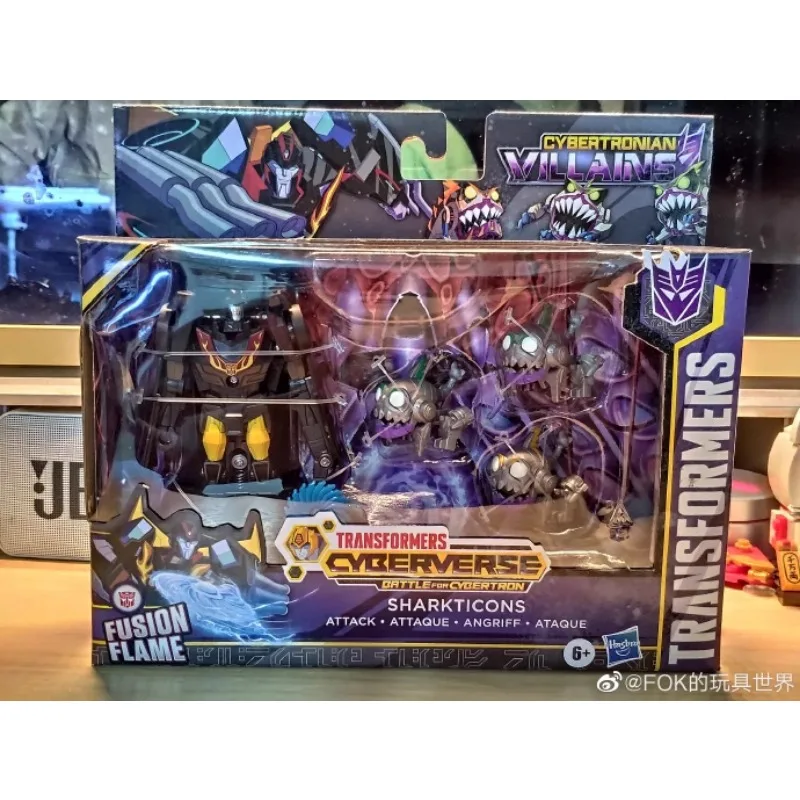 In Stock Takara Tomy Transformers Toys Legend of Cybertron Hot Rod Shark Set Model G1 Animation Model Action Figure Collection