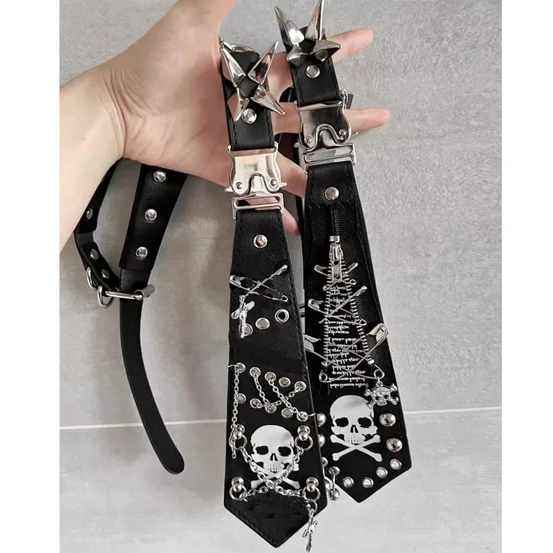 

Handmade Punk Subculture Leather Rock Gothic Y2K Fake Collar Rivet Skull Neckband Choker Adjustable Necktie Unisex Accessories