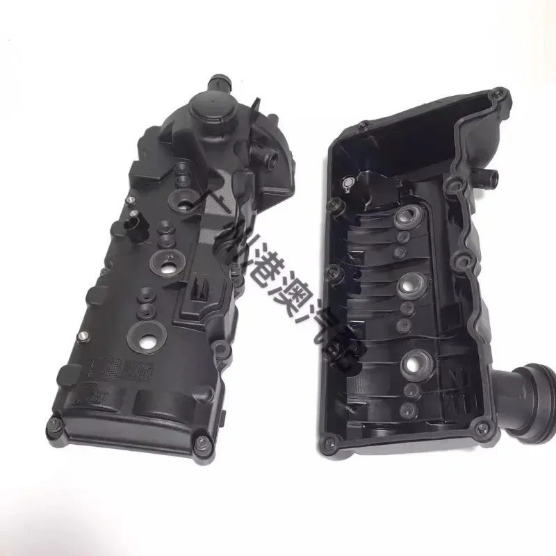 Q7/3.0 TDI valve cover assembly with exhaust valve gasket