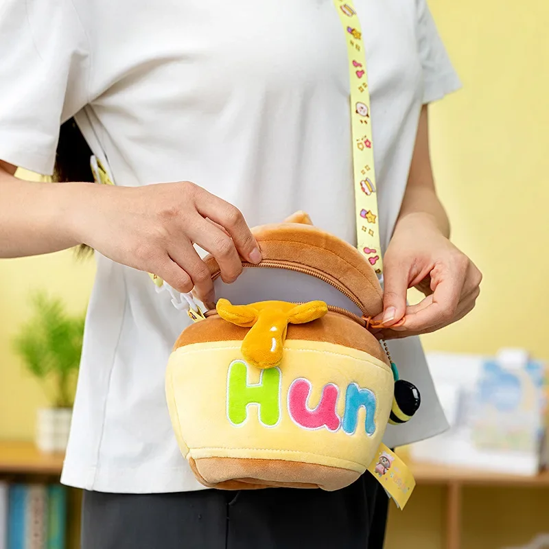 

Милая мультяшная плюшевая сумка через плечо для девочек, дизайн сладкой медовой банки, универсальная маленькая сумочка, модная индивидуальность