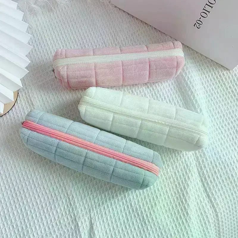 

1/2 шт., креативная плюшевая сумка-подушка, пенал большой емкости, пушистая сумка для девочек, школьные принадлежности, коробка для канцелярских принадлежностей, косметичка