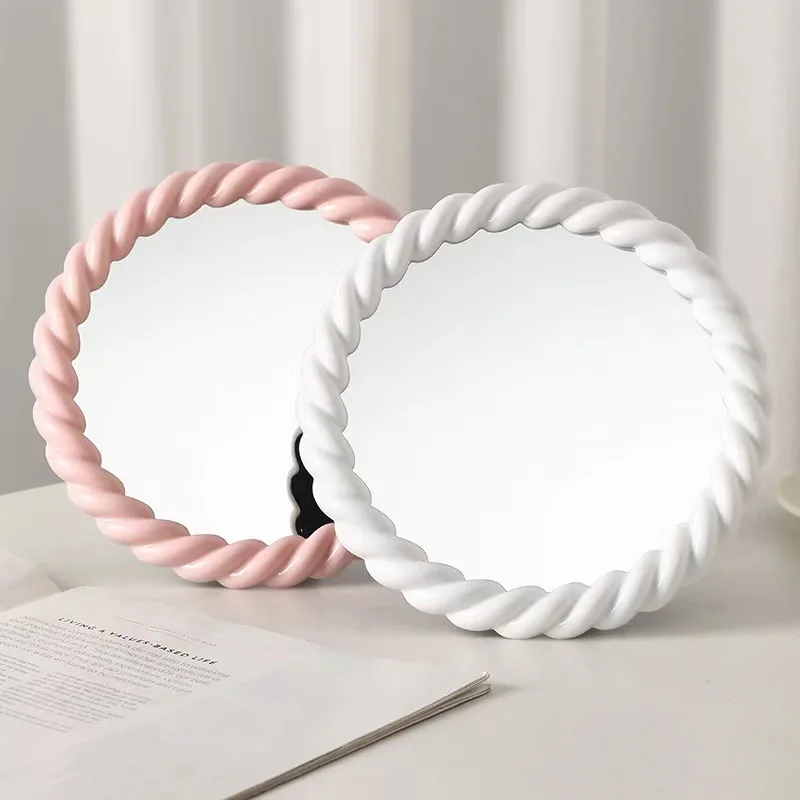 Klappbarer Kunststoffspiegel, cremefarbener quadratischer Spiegel, runder Schminkspiegel, verstellbarer Spiegel für persönlichen Desktop-Make-up-Spiegel