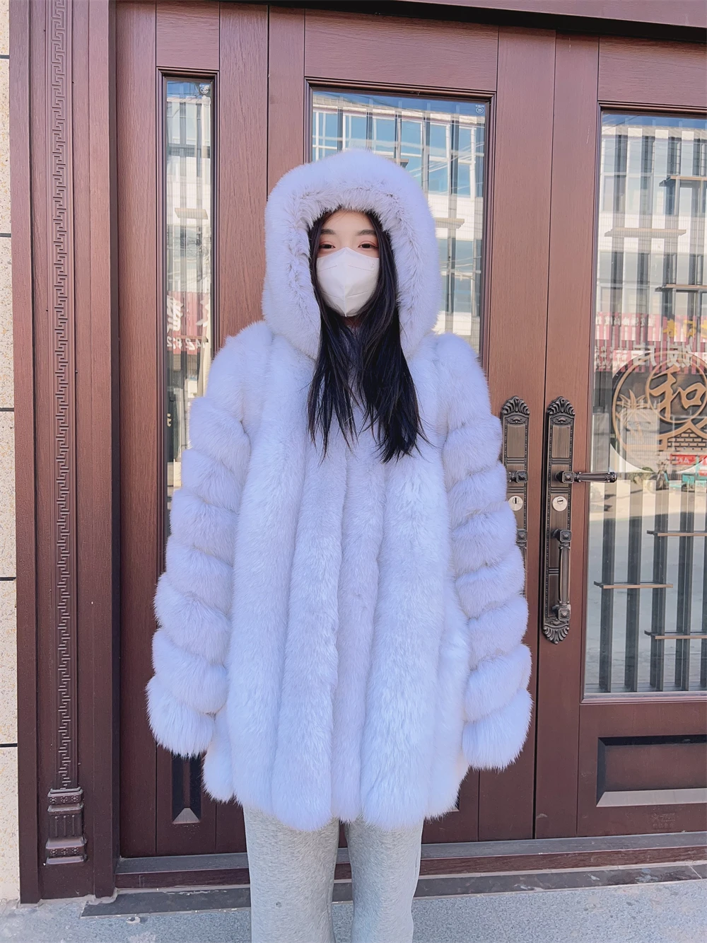 Hooded Long Fox Fur Coat Women Luxury Full Sleeves Female Plush Genuine Thick Warm Fox Fur Jacket With Hood For Girls Winter