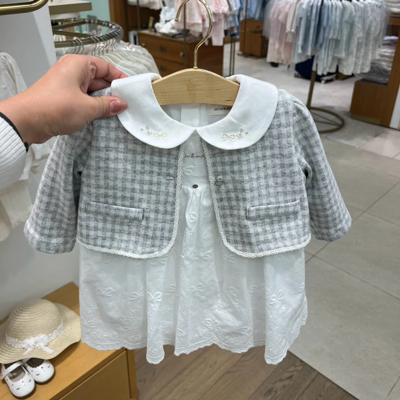 ensemble-veste-et-robe-a-carreaux-brodes-pour-filles-style-feerique-mignon-jupe-neutre-coton-confortable-tenue-decontractee-pour-l'automne-et-l'hiver