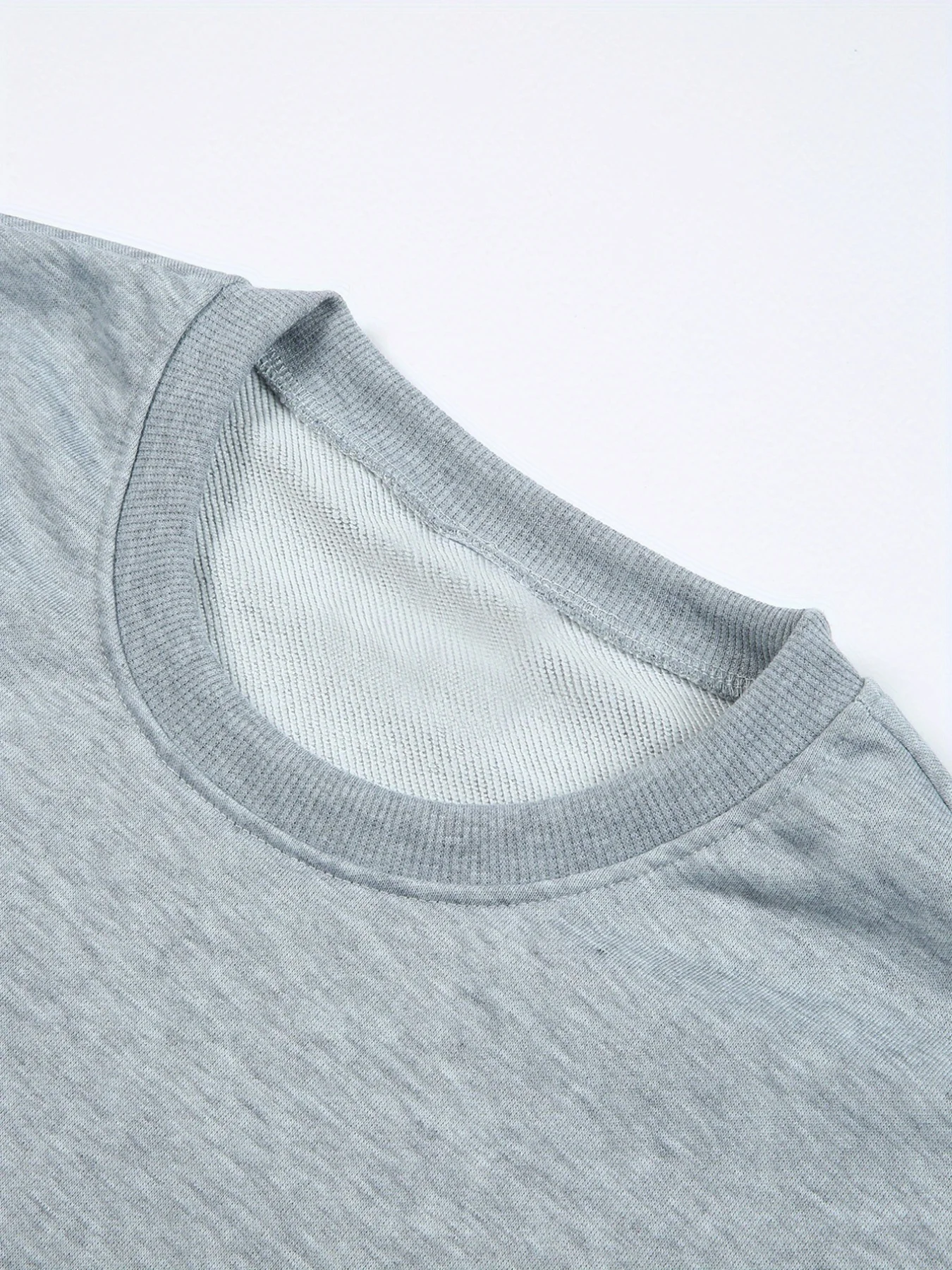 Men'S Casual Long Sleeve Crew Neck Sweatshirt with "HUNT" Deer Graphic Print - Beige, Loose Fit