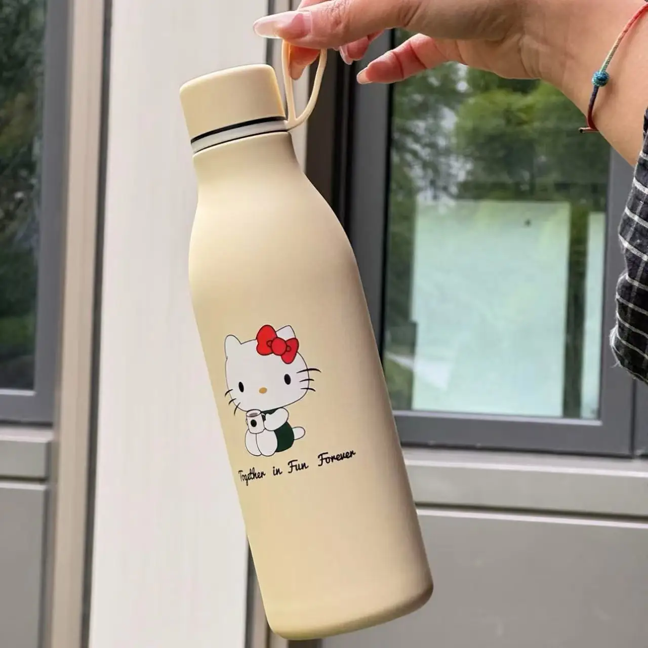 แก้วน้ำสแตนเลสลายการ์ตูนซานริโอ้ เฮลโล คิตตี้ ลายอนิเมชั่น สำหรับเล่นโบว์ลิ่ง น่ารัก พกพาสะดวก เหมาะสำหรับนักเรียน ใช้เป็นกระติกน้ำร้อนได้ ของขวัญคริสต์มาส