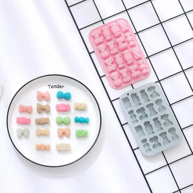 16 in A Row 8 Different Candy Shapes Chocolate Molds Baking Cakes DIY Drip Glue Silicone Children's Food Kitchen Supplies Gifts