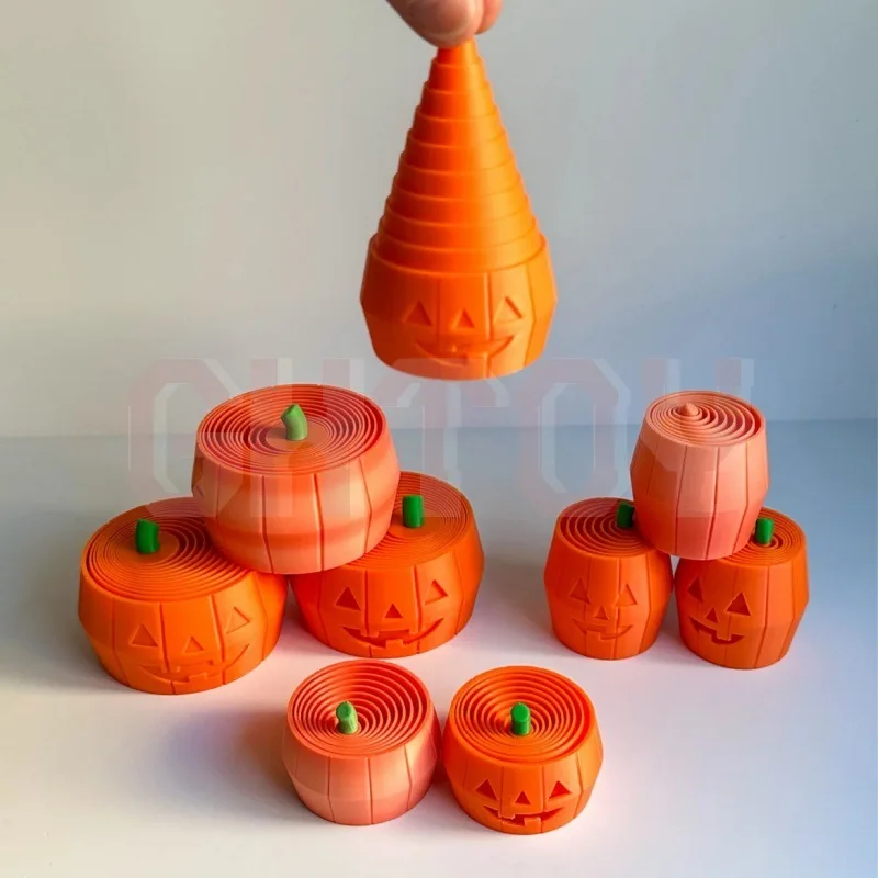 

5.2cm/2.05in Pumpkin Layered Decompression Toy Ornaments Collection Desktop Display Halloween Gift for Boy Accessory Peripherals