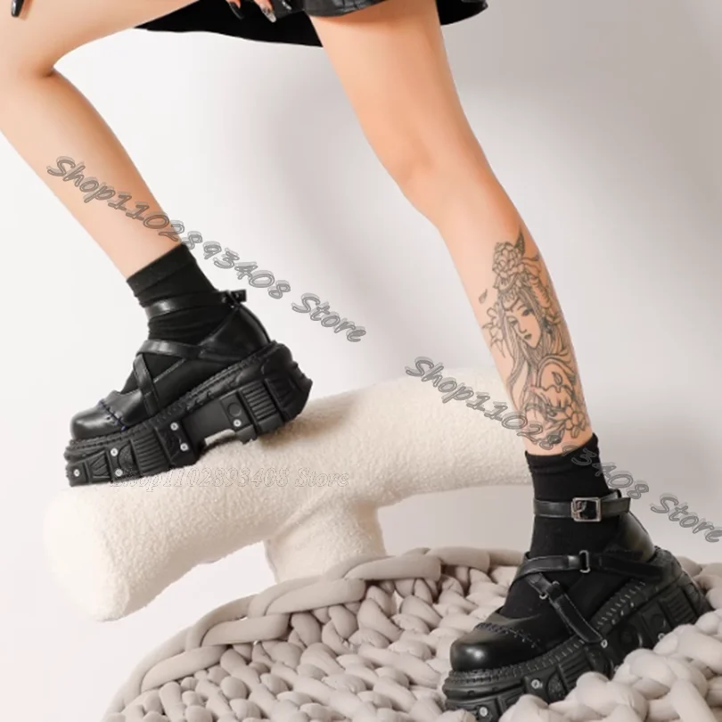 Zapatos informales con hebilla en el tobillo Para mujer, calzado con remaches, parte inferior de Muffin, punta redonda, color negro, estilo Punk, otoño