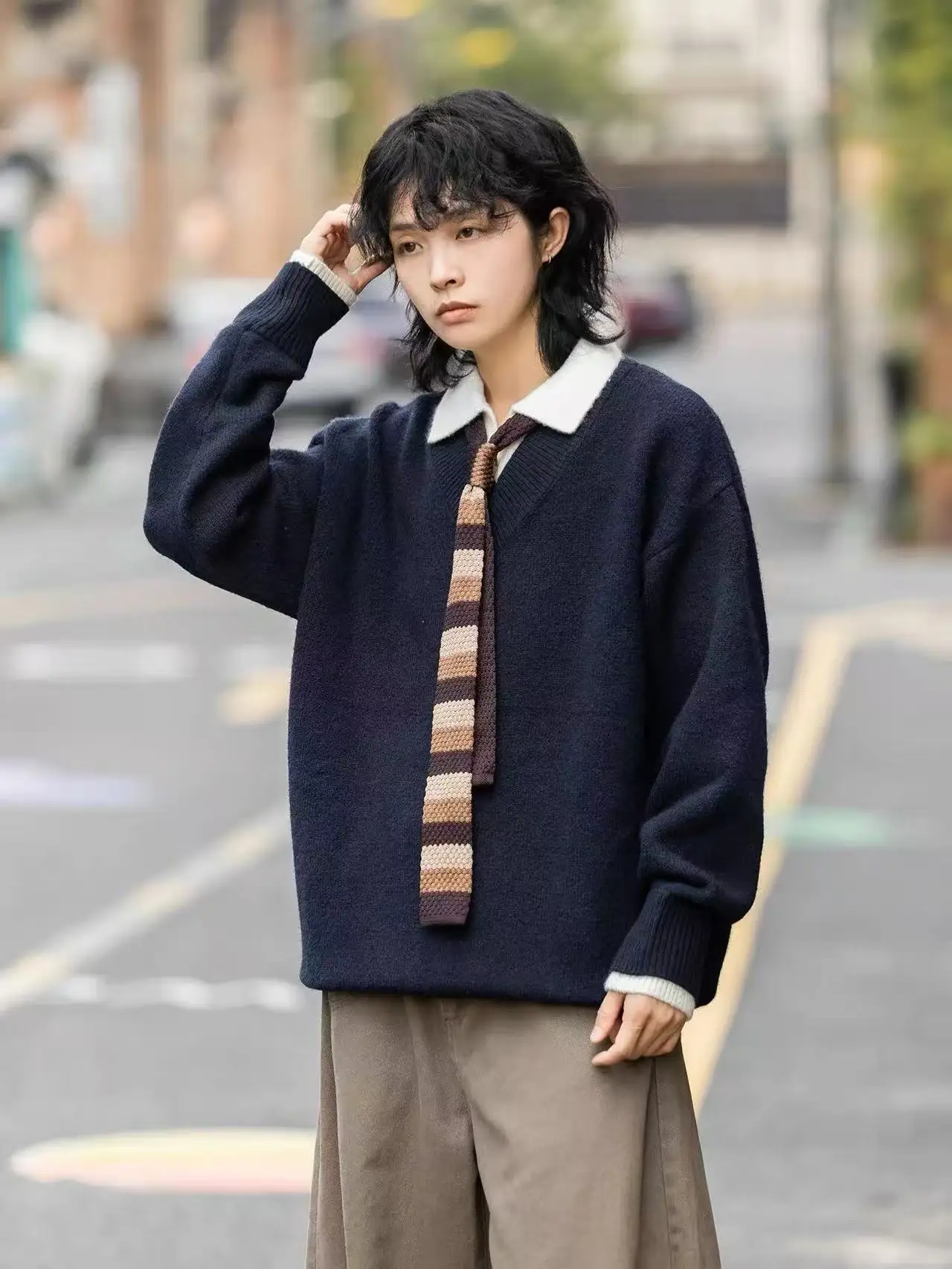 

Японский свободный крой в стиле ретро, повседневный трикотаж, свитер с воротником, осень-зима, удобный универсальный ленивый слей для пары...