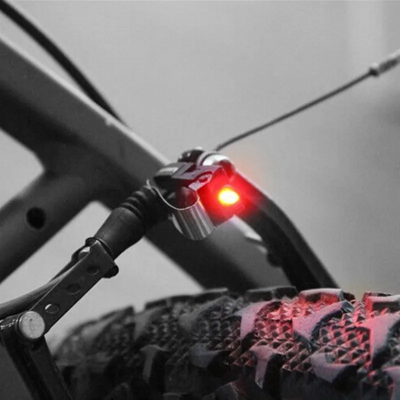 1PC Mountain Bike Bicycle Brake Lights Black Bicycle Accessories Headlights Led Outdoor Sports Riding Electric Bike Flashlight