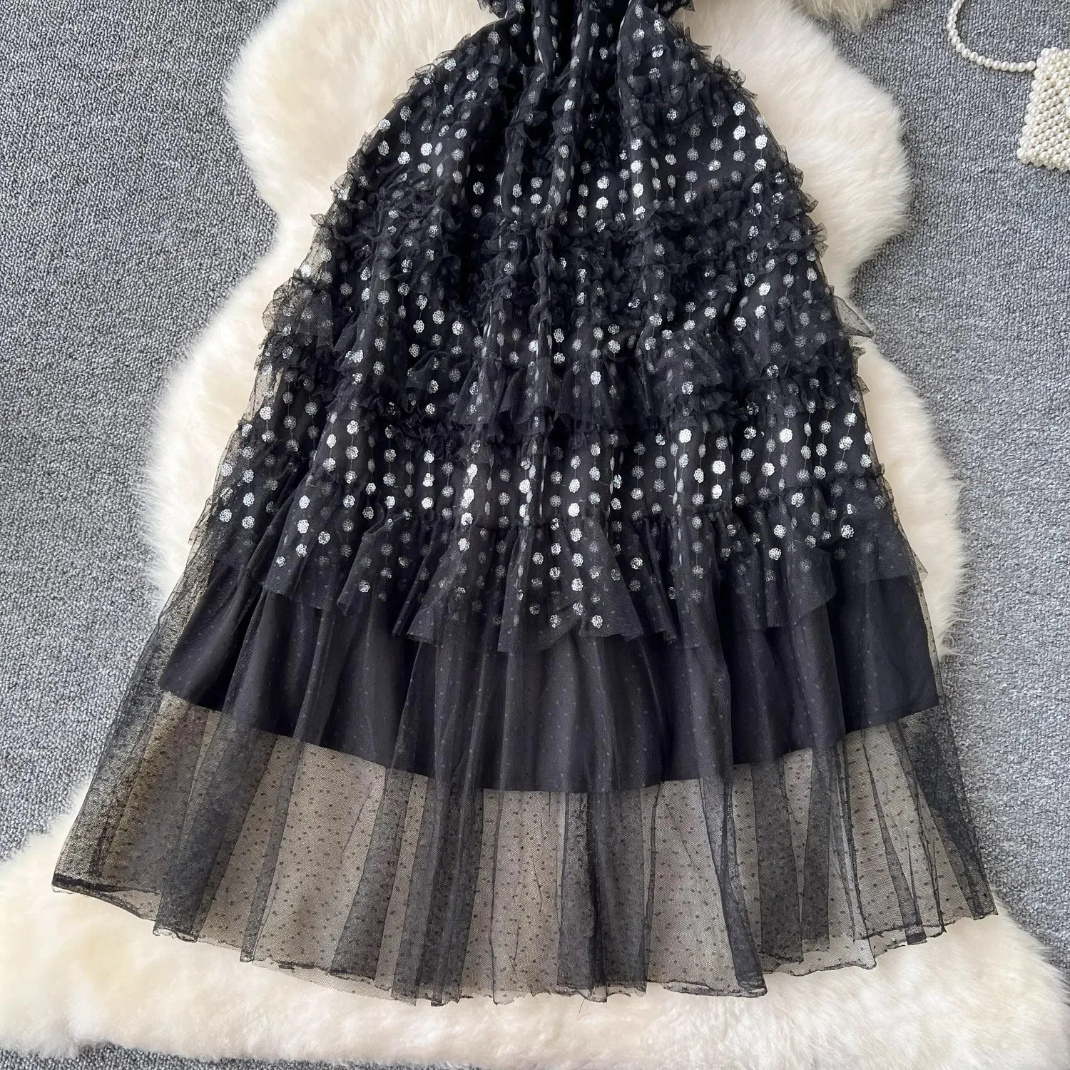 Vestido de renda damasco feminino lantejoulas bordado com decote em v design de pista vestidos de manga curta em camadas vestido bodycon festa de noite preto